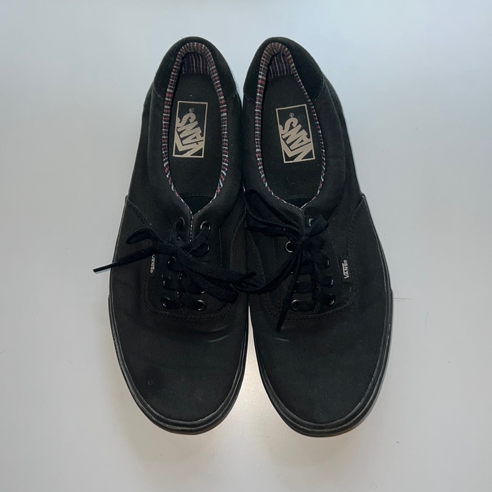 Vans low top shoes